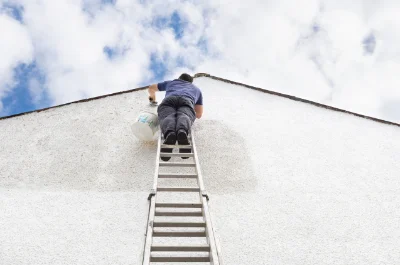 Peinture extérieure à Longwé — façades et ravalement